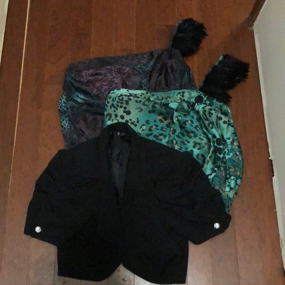 Bisou Bisou lot (4 items)